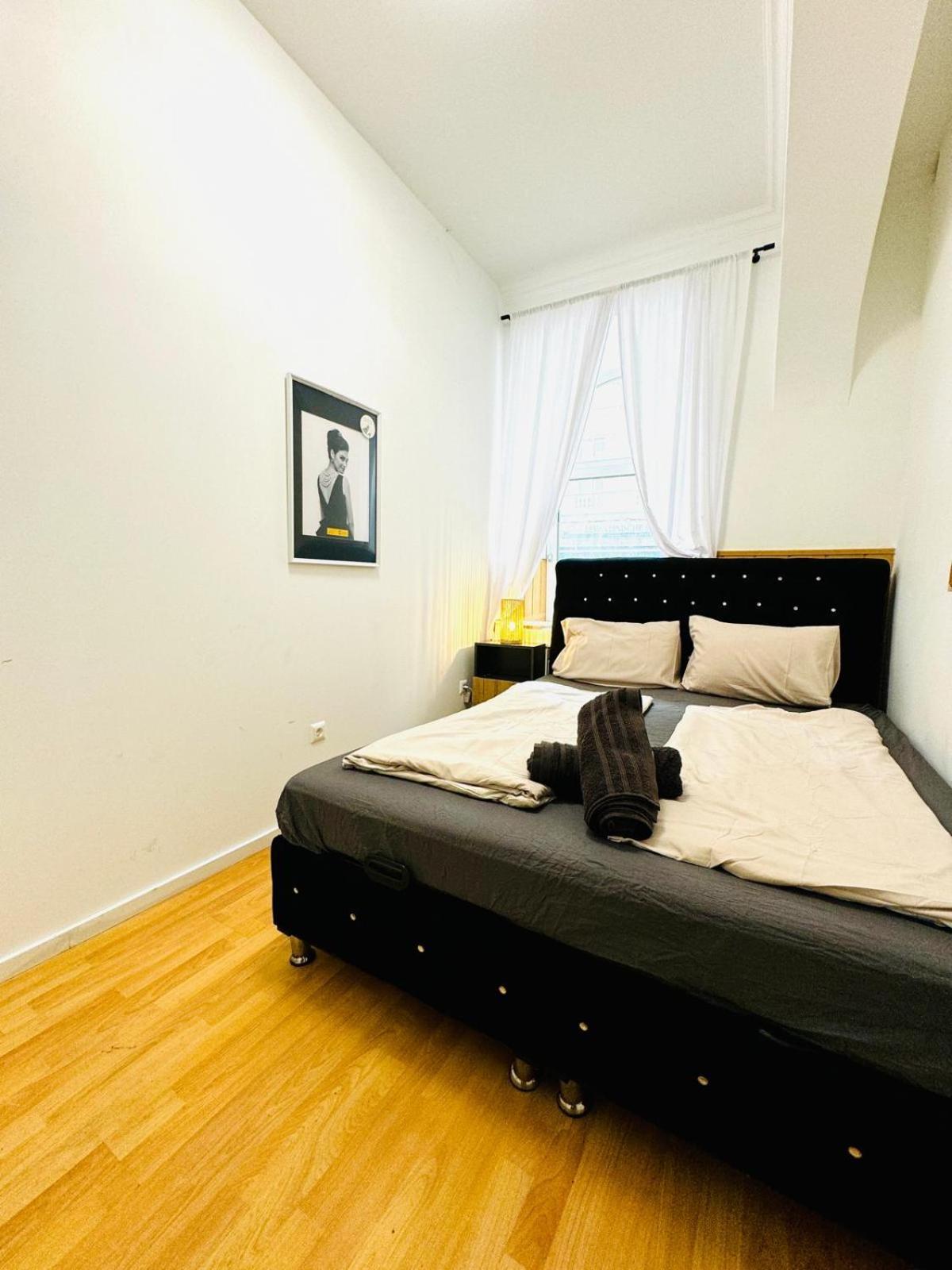 Comfy Rooms In A Shared Apt, 8Min To Rathausplatz Wien Exteriör bild