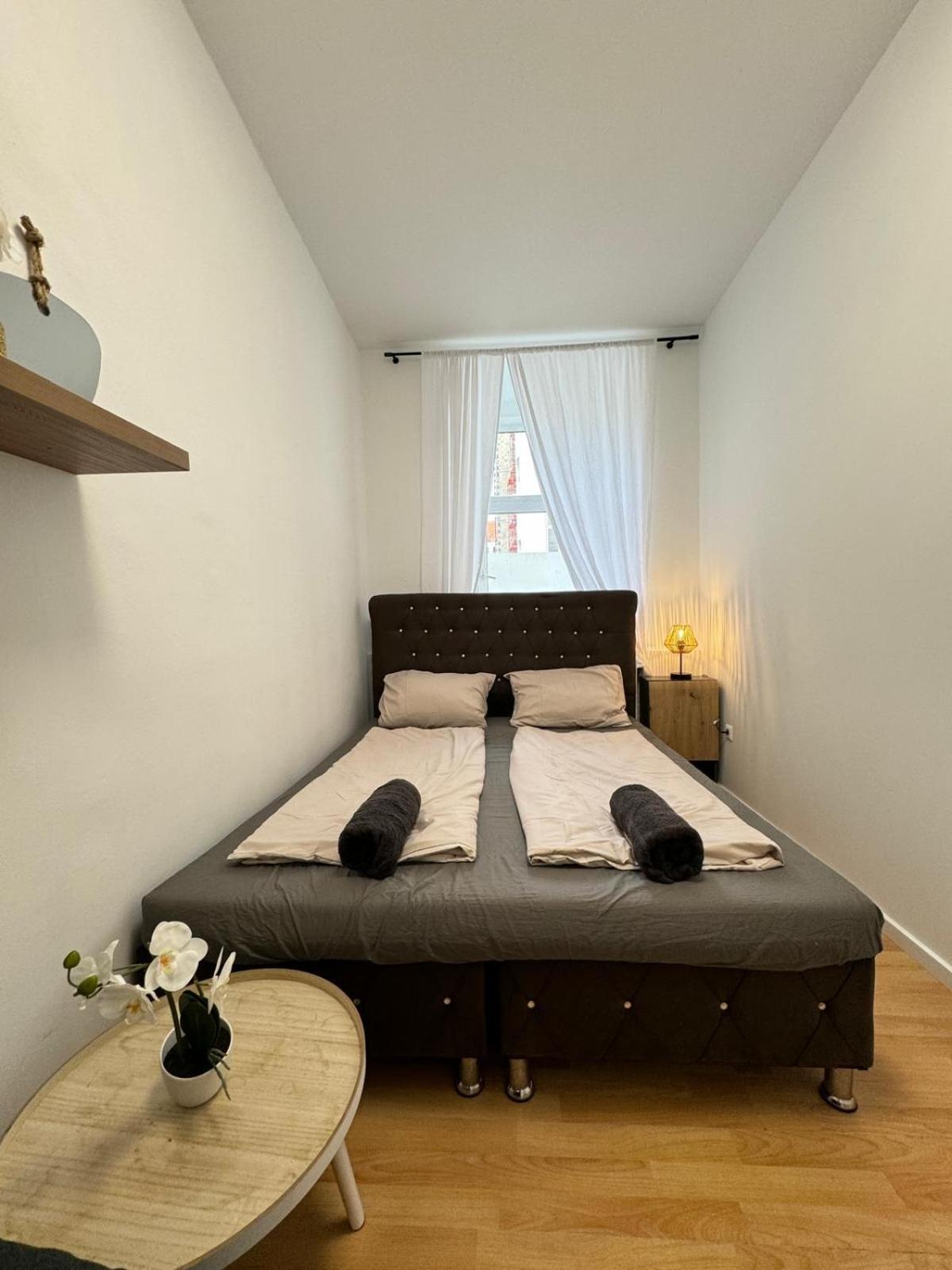 Comfy Rooms In A Shared Apt, 8Min To Rathausplatz Wien Exteriör bild