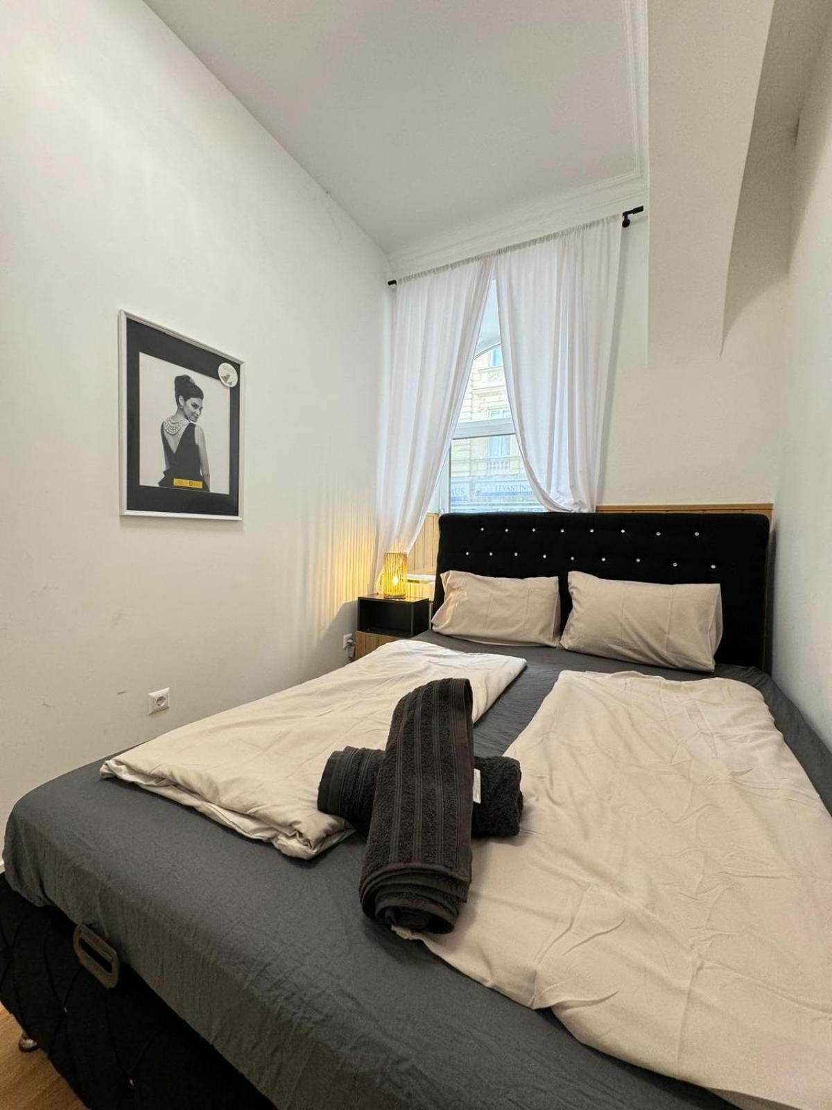 Comfy Rooms In A Shared Apt, 8Min To Rathausplatz Wien Exteriör bild